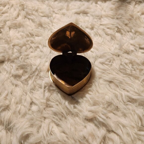 Vintage Heart-Shaped Brass Trinket Box MCM Cottage Fairy Boho - Picture 5 of 8